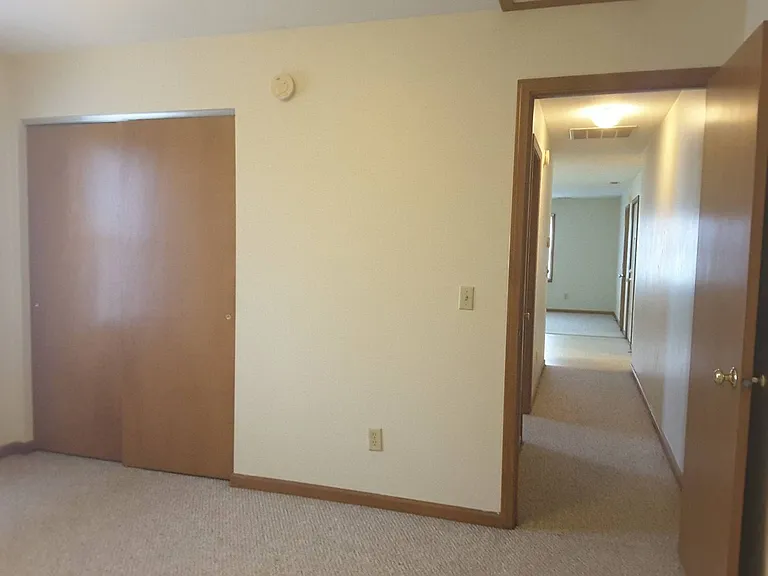 216 Stonewall Ct — Photo 23