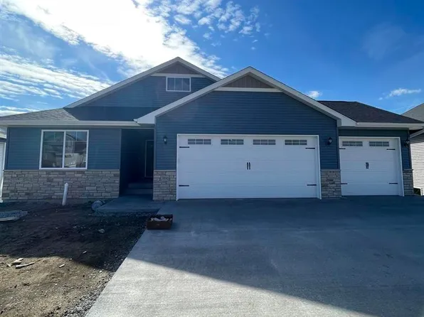 114 Buysse Ln, West Liberty, IA 52776
