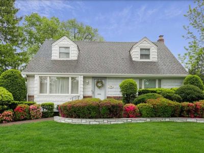 134 Leonard Cir, New Hyde Park, NY, 11040