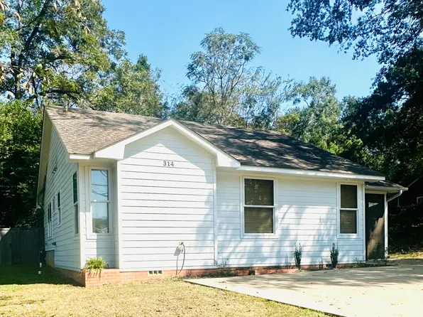 314 Sunset Ave, Nacogdoches, TX 75964
