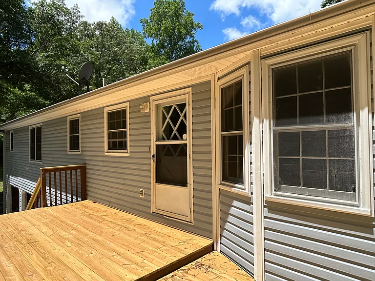 8866 Knox Bridge Hwy — Photo 3