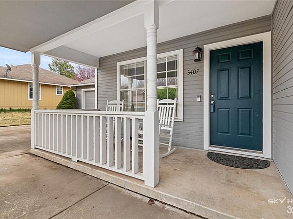 4th image of 3407 W Princeton St