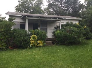 816 N 6th St, Wills Point, TX 75169
