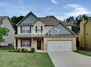 1147 Hartwell Rd, Locust Grove, GA 30248