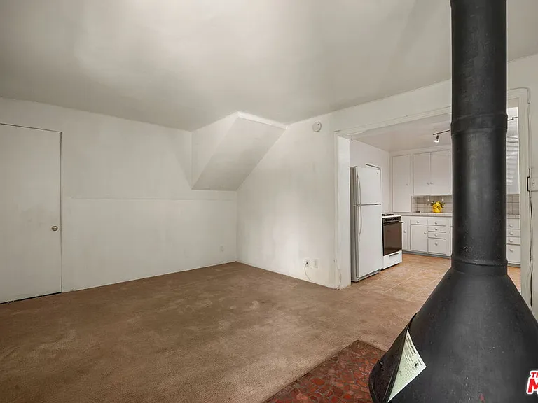 435 Raymond Ave — Photo 4
