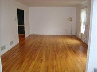 317 Strotz Rd, Asbury, NJ 08802