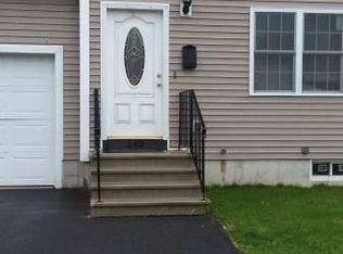 143 Pendexter Ave, Chicopee, MA 01013