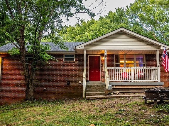 3rd image of 1011 Issac Clifton Rd