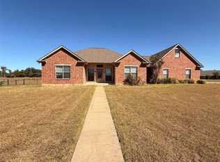 2429 Pecan Springs Rd, Cleburne, TX 76031