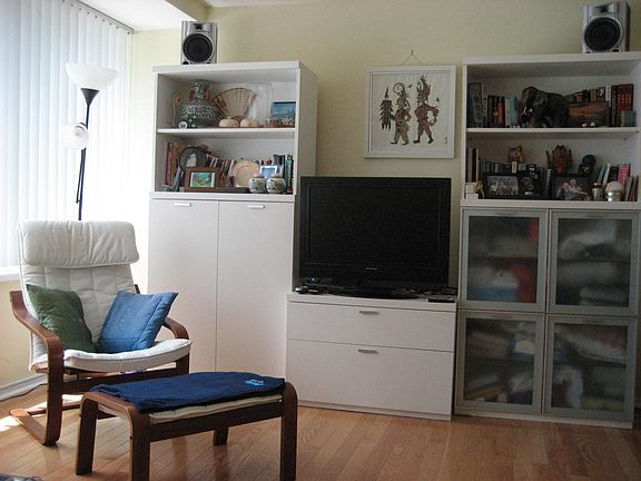 Livingroom when with furniture