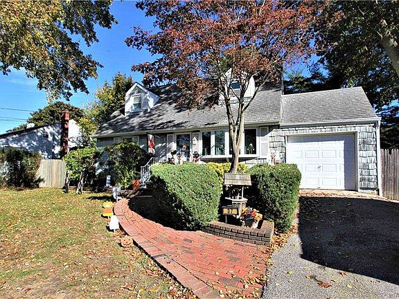 2nd image of 37 Gregory Dr