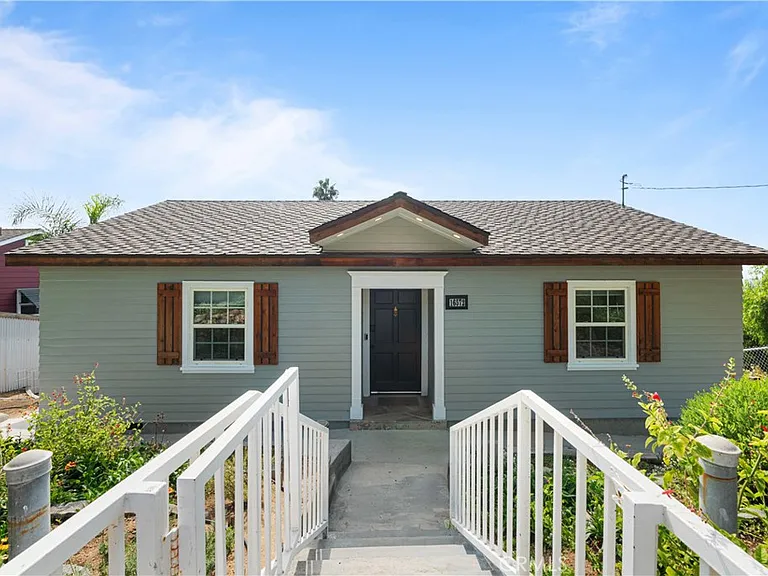 16572 E Buena Vista Ave — Photo 4