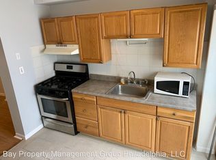 216 W Oxford St, Philadelphia, PA 19122