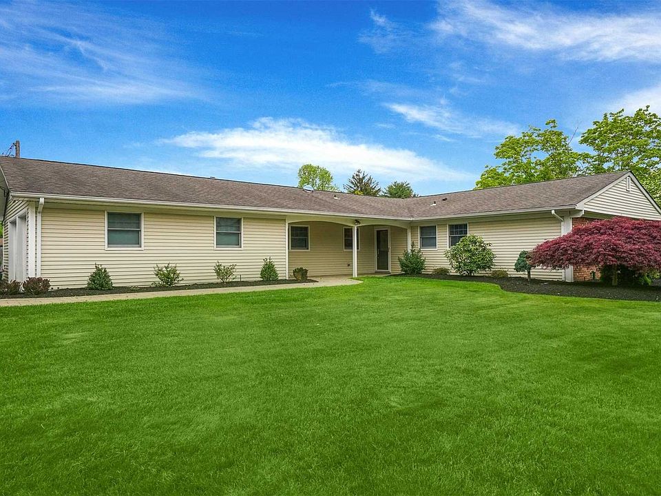 1st image of 50 Hopewell Dr