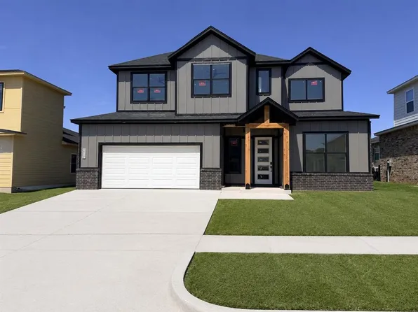 15513 Echo Park Dr, Edmond, OK 73013