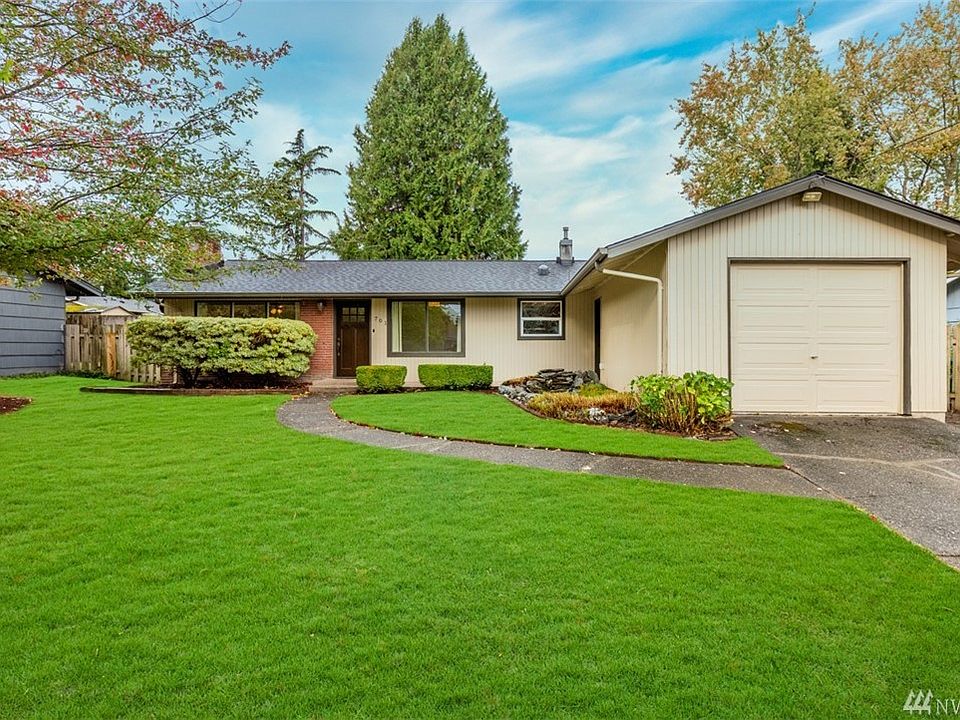 Welcome home to this immaculate rambler home close to I-5 and town.