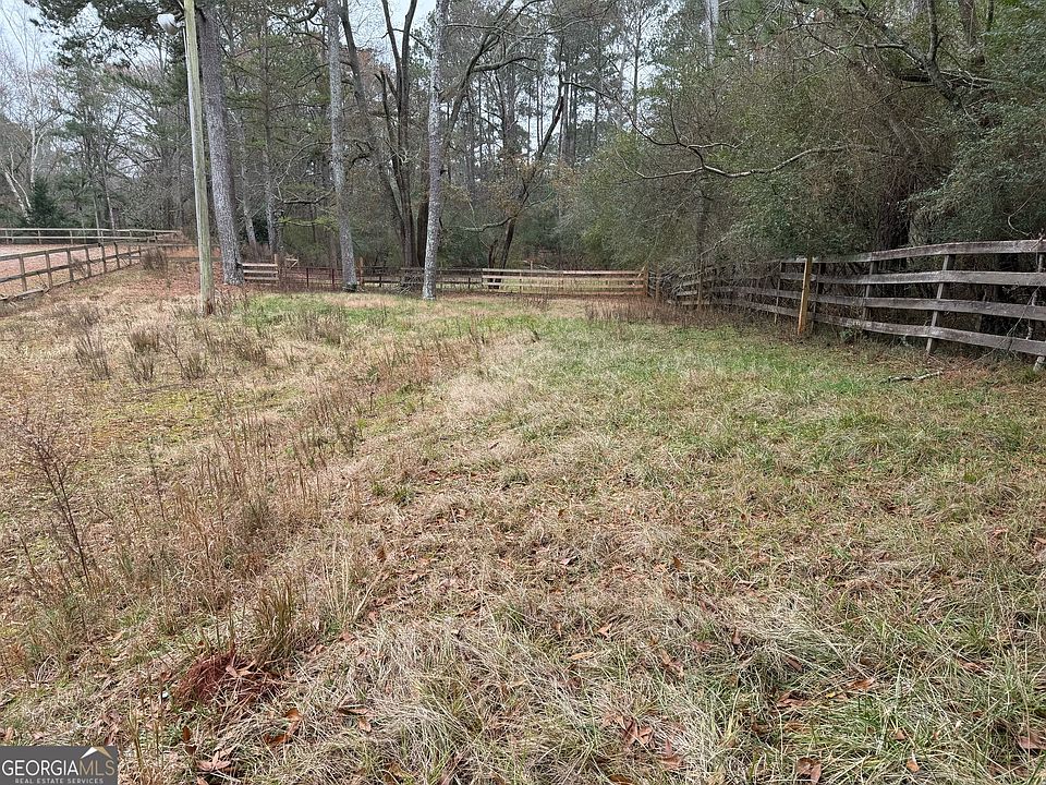 2nd image of 1040 Rossiter Ct