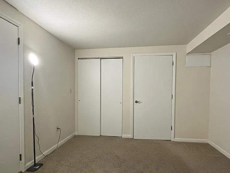 3948C Ridge Lea Rd #C — Photo 2