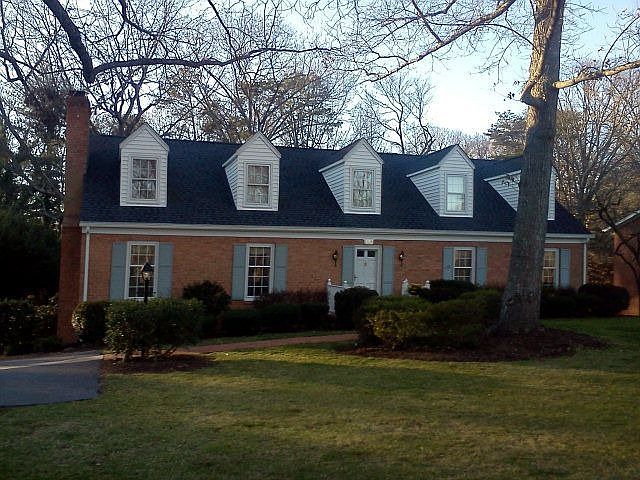 2nd image of 1012 River Forest Pl