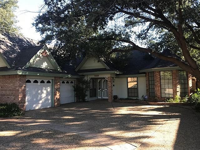 1st image of 2300 Wydewood Dr