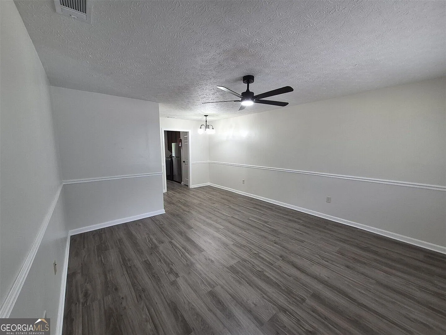 2 bed, 1.0 bath, 880 sqft, $1,100 — Photo 4