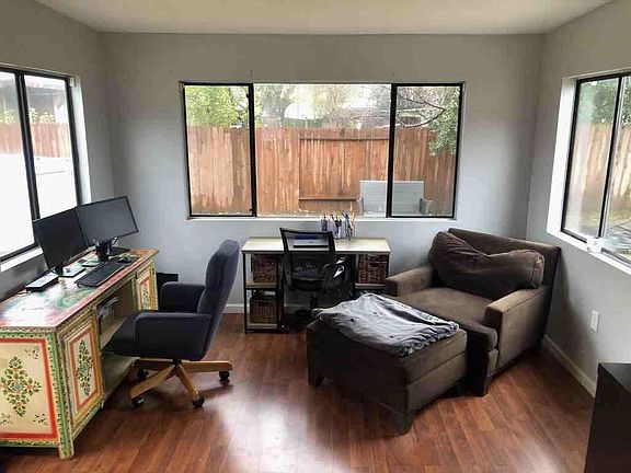 4th image of 5840 15th Ave