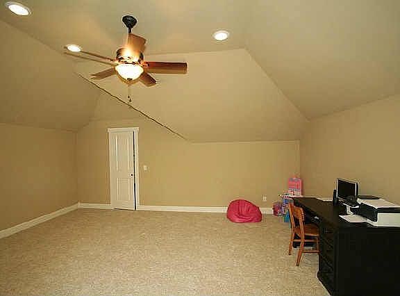 3rd image of 10298 S 194th West Ave