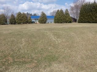 W Maple Dr, Peru, IN 46970