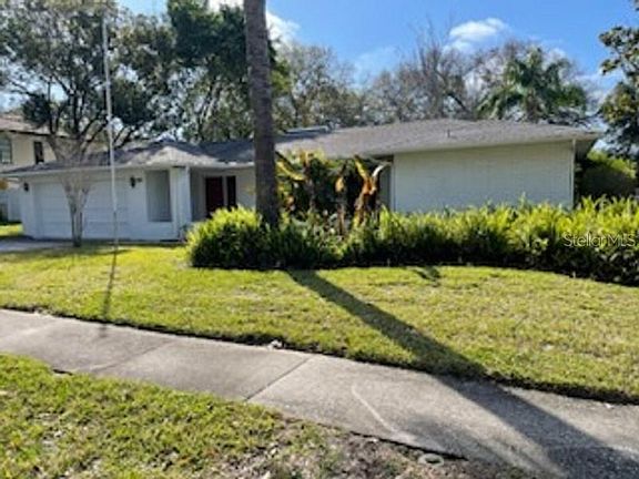 2nd image of 180 Woodcutter Ln