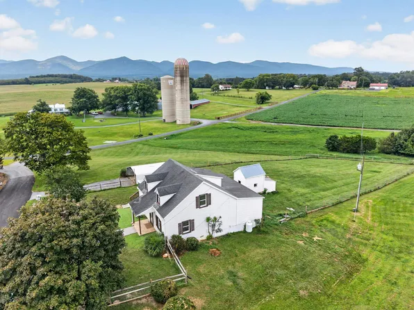 9718 Valley View Rd, McGaheysville, VA 22840