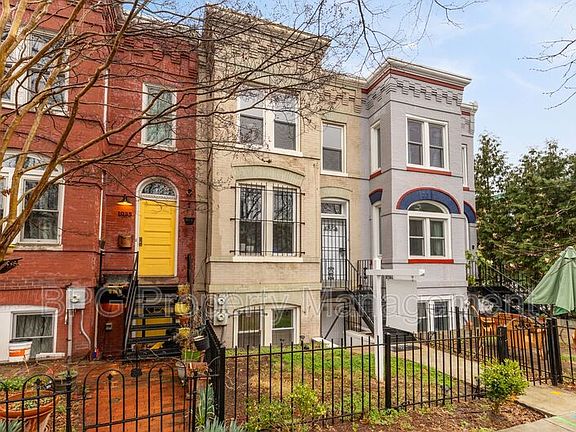 3rd image of 1033 5th St NE #Basement