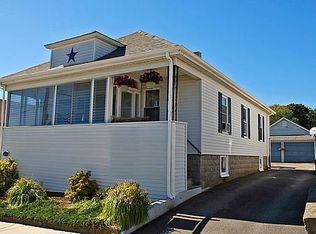 372 Eddy St, Fall River, MA 02723