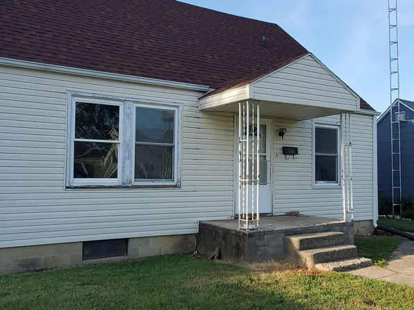 806 W Oliver St, Saint Marys, OH 45885