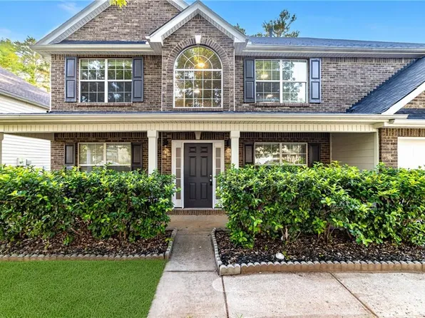 596 Vaughan Dr, Hampton, GA 30228