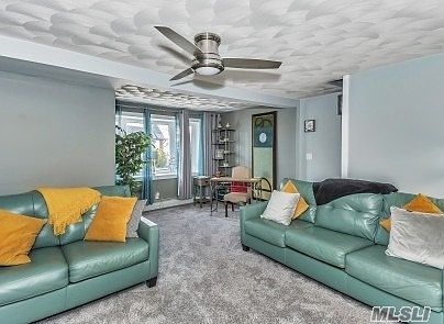 4th image of 653 Arcadian Ave
