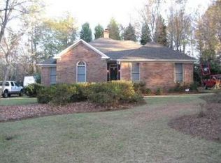 218 Rivoli Oaks Dr, Macon, GA 31210