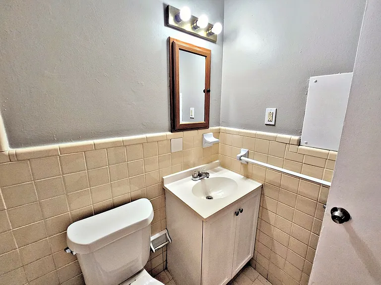 3900 Rucker Cir SW — Photo 19