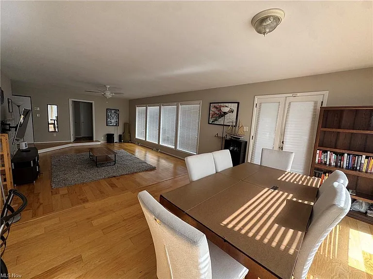 2545 Buckhurst Dr — Photo 6