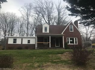 5456 Old Walkertown Rd, Winston Salem, NC 27105