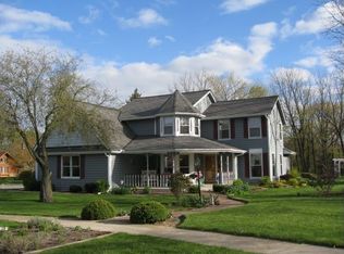 933 Joseph Ct, Burlington, WI 53105