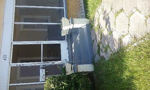 2nd image of 421 W 23rd St