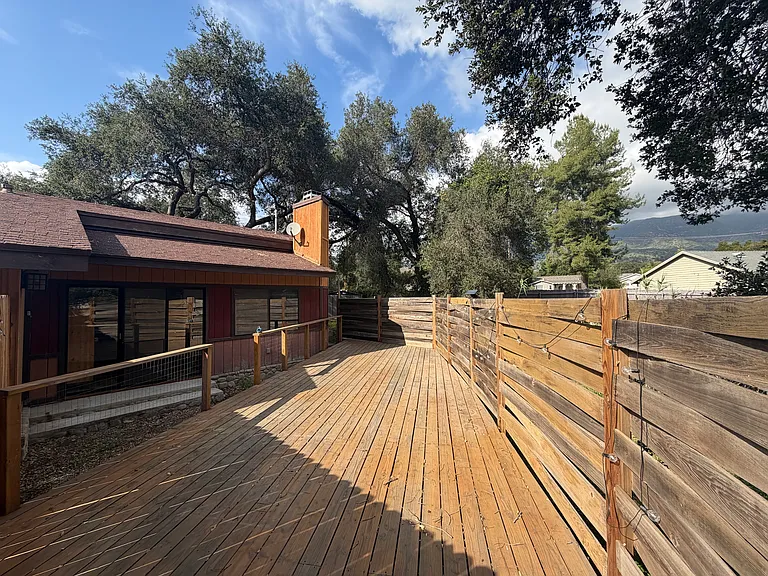 250 N La Luna Ave — Photo 47