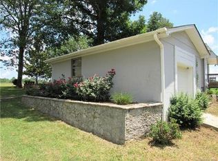 217 Glenn Brandon Rd, Clover, SC 29710