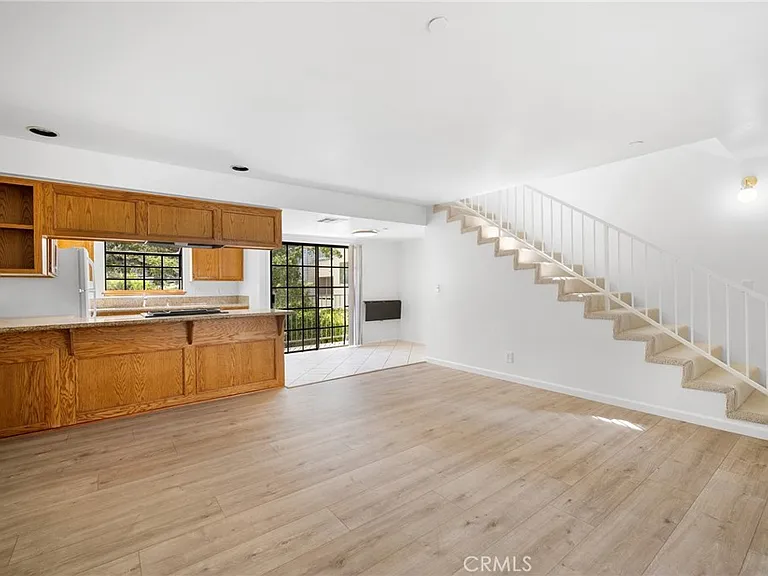 2747 Hermosa Ave #6 — Photo 7