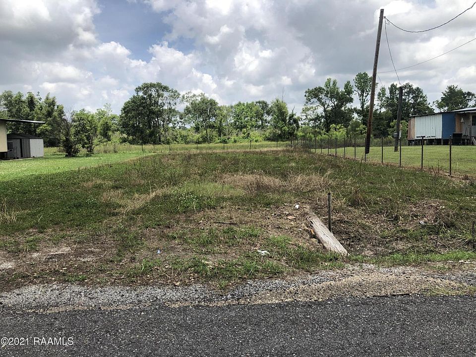 2nd image of 232 Alan Ln