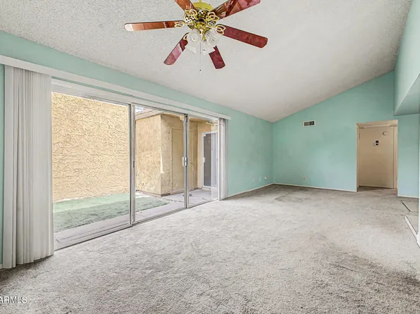 827 S HACIENDA Drive, Tempe, AZ 85281