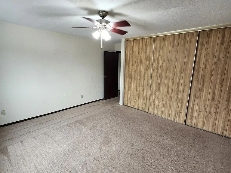 330 2nd Ave S #329 — Photo 8