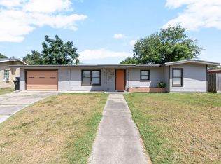 1414 Casa Linda Dr, Corpus Christi, TX 78411