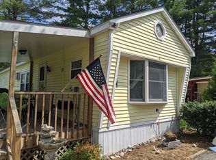 11 Pine Grove Dr, Poughquag, NY 12570
