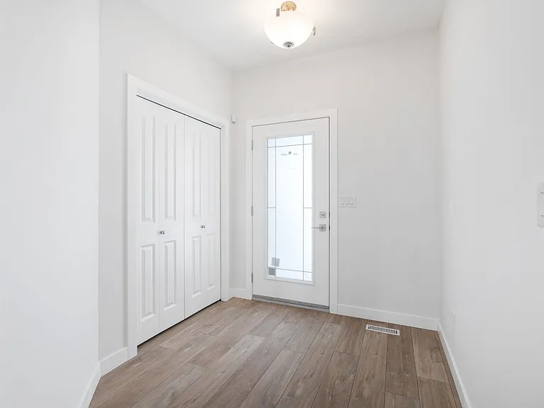 343 Yellow Moon Cres — Photo 6